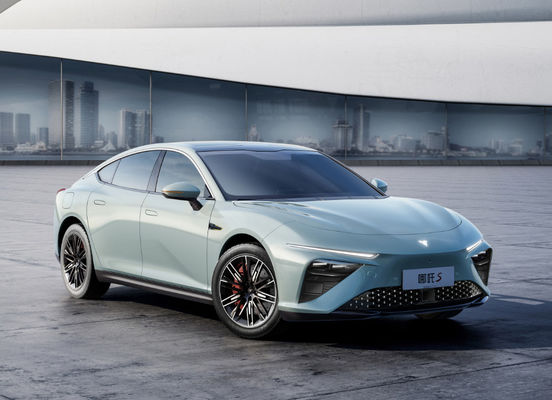 Электротранспорт Nezha s автомобиля 650-715KM Nezha средний большой