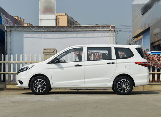 Ровные управляя места электрического автомобиля 402KM Changan Auchan A600ev 5 MPV