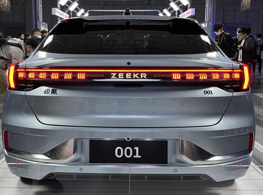 Дверей Geely электрические Suv электрического автомобиля 546-1032KM Zeekr средние большие 5 5 мест