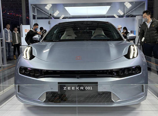 Дверей Geely электрические Suv электрического автомобиля 546-1032KM Zeekr средние большие 5 5 мест