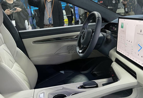 Дверей Geely электрические Suv электрического автомобиля 546-1032KM Zeekr средние большие 5 5 мест