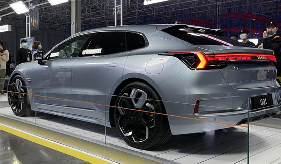 Дверей Geely электрические Suv электрического автомобиля 546-1032KM Zeekr средние большие 5 5 мест