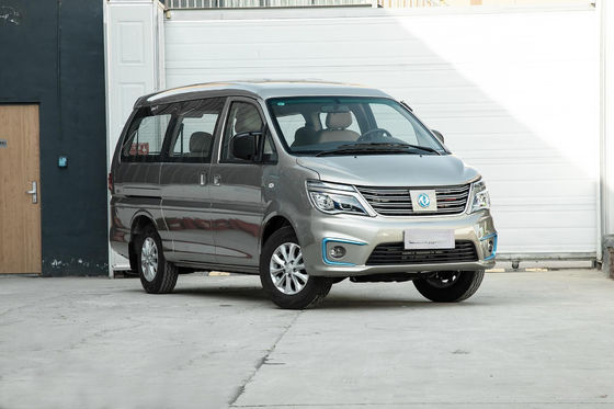 Длинный автомобиль тренировочной площадки 400KM Dongfeng M5ev Mpv Ev с 4 дверями 5-9 мест