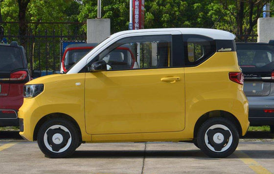Чистый электрический парк компактного размера Gm Wuling мини Ev 120-170KM легкий