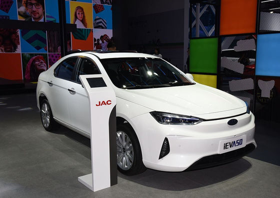 Электротранспорт мотора JAC Iev A50 электрического автомобиля 350-402KM JAC одиночный автоматический