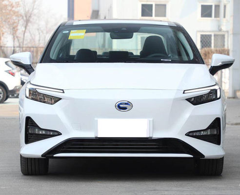 Автомобиль 510KM седана Guangqi Yilue EA6 электрический 4 двери 5 усаживает быструю обязанность 0.78H