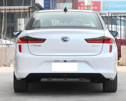 Автомобиль 510KM седана Guangqi Yilue EA6 электрический 4 двери 5 усаживает быструю обязанность 0.78H