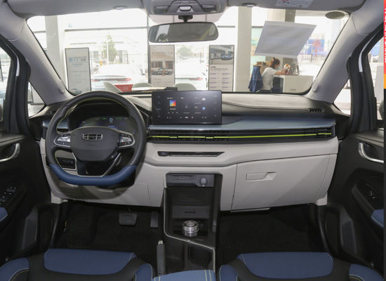 Геометрия Ex3 чистое электрическое Suv автомобилей 322KM SUV EV 5 дверей 5 мест