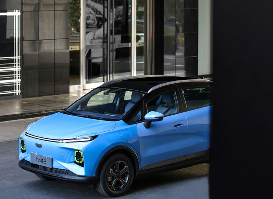 Автомобили геометрии e небольшие SUV EV 320-410KM роскошное электрическое Suv 60kw