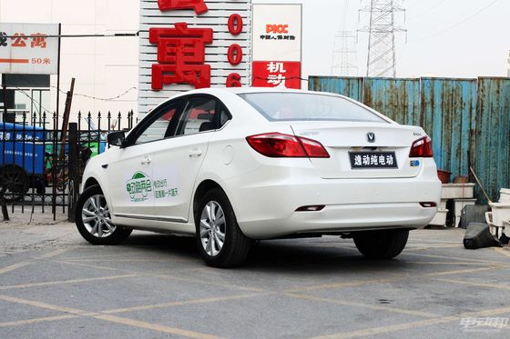 Стандарт 365-405KM электрического автомобиля 2022 седана Changan Eado EV460 официальный