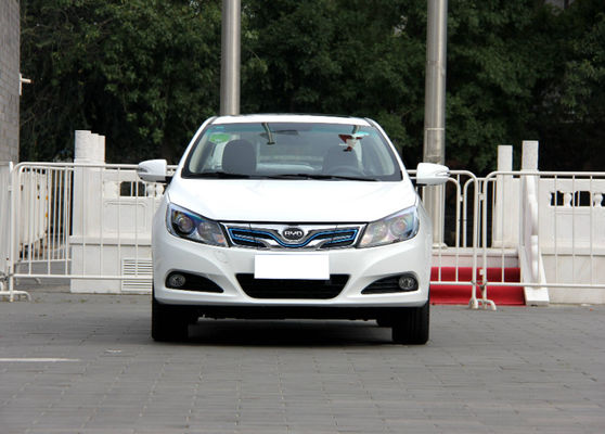 Двери высокой эффективности 305KM 400KM BYD E5 EV чистые электрические 4 5 мест