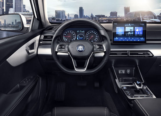 Автомобиль 400-450KM компактного седана Byd Qin Ev электрический 4 двери 5 мест