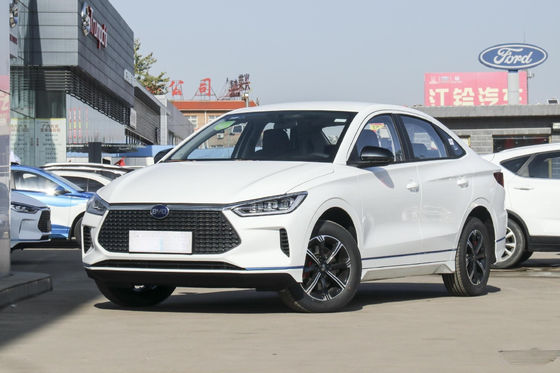 Стандарт 401KM электрического автомобиля седана E3 Byd официальный 4 двери 5 мест
